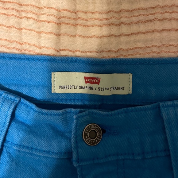 Vintage Levi Jeans! - Picture 2 of 6